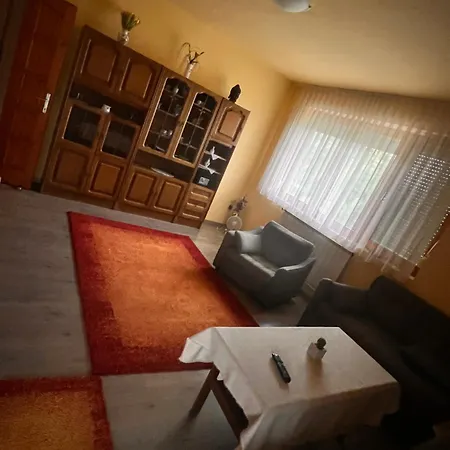 Juhasz Apartmán Gyenesdiás