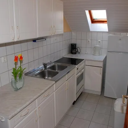 Juhasz Apartmán Gyenesdiás